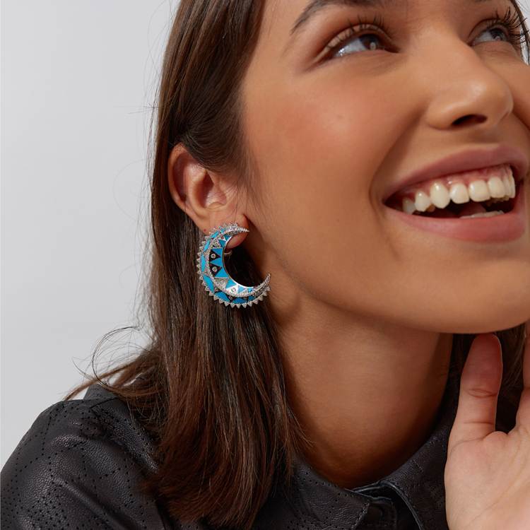 Brinco Lua Esmaltado