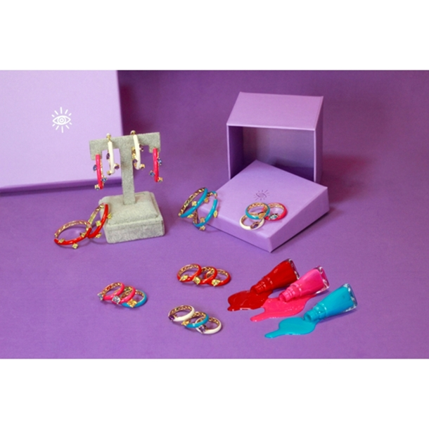 Anel Esmaltado Zircônias Lapidadas
