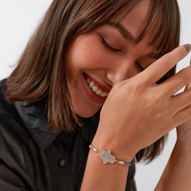 Pulseira Energy Mão de Fatima Zircônias Cravejadas