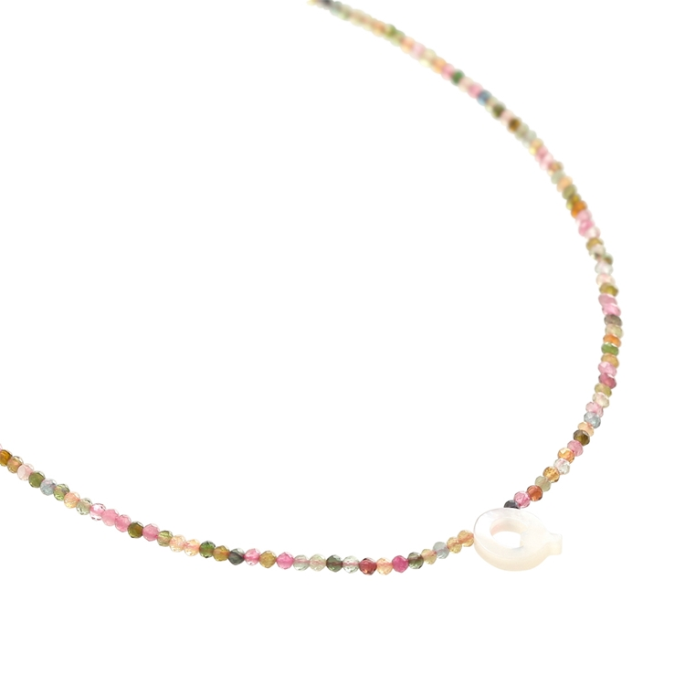 Colar Letras Madre Pérola e Turmalina Melancia