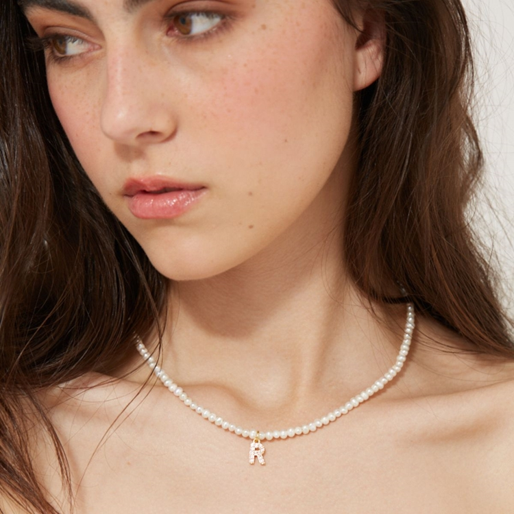 Colar Letras Pérola