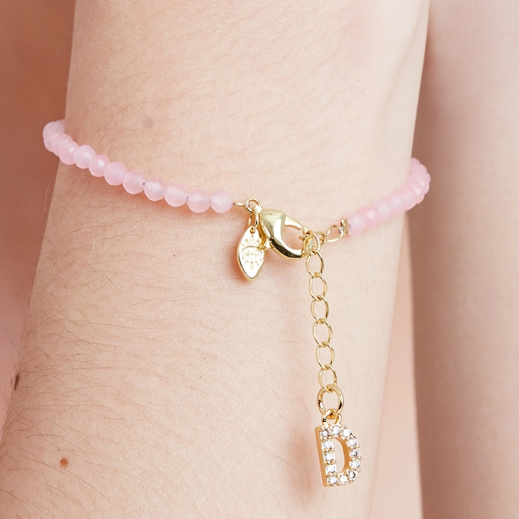 Pulseira Lucky Charms Letras Rosa