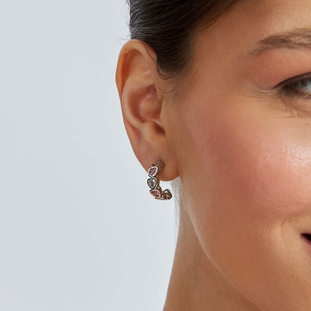 Brinco Mini Corações Zircônia