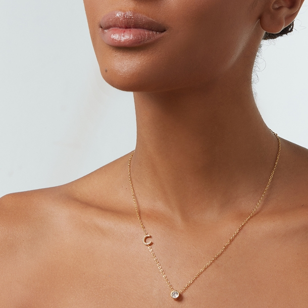 Colar Letras Cravejado e Ponto de Luz