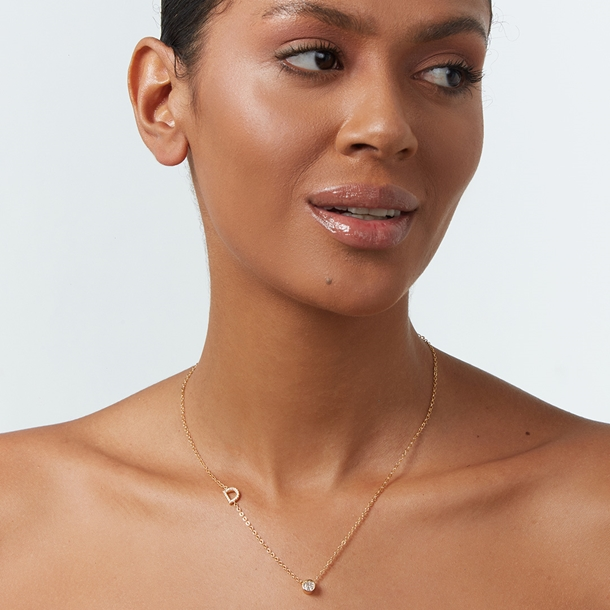 Colar Letras Cravejado e Ponto de Luz