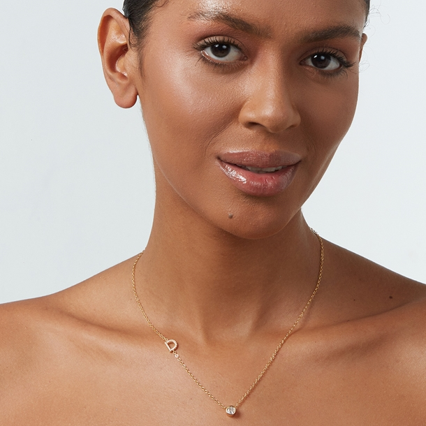 Colar Letras Cravejado e Ponto de Luz