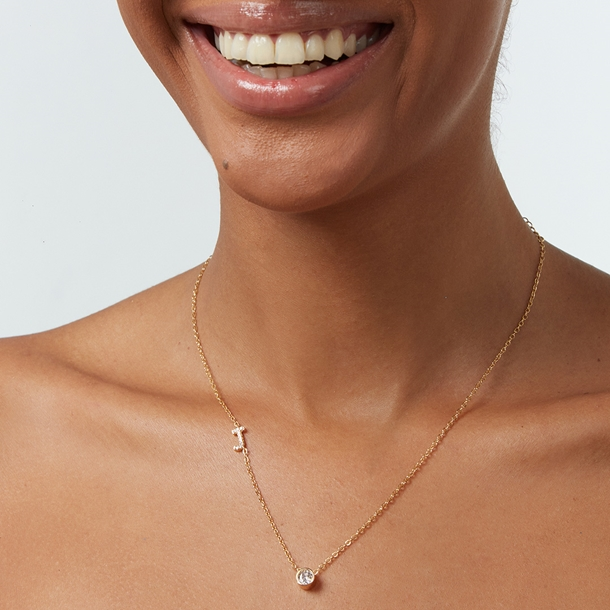 Colar Letras Cravejado e Ponto de Luz