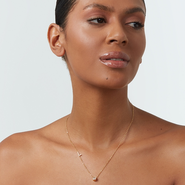 Colar Letras Cravejado e Ponto de Luz