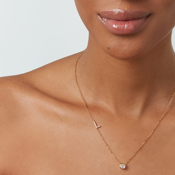 Colar Letras Cravejado e Ponto de Luz