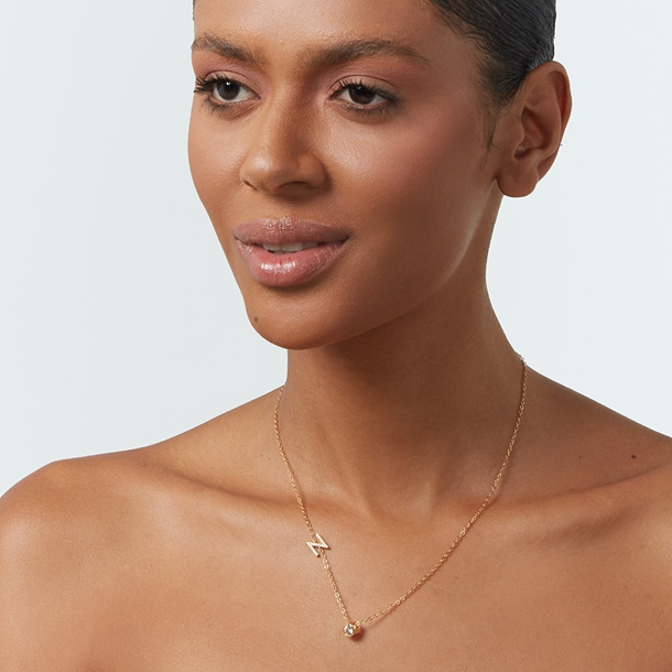 Colar Letras Cravejado e Ponto de Luz