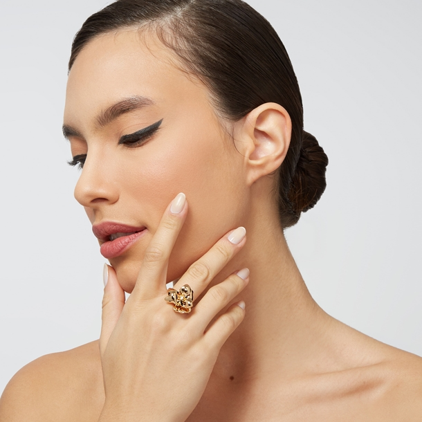 Anel Flor Cravejados com Zircônias