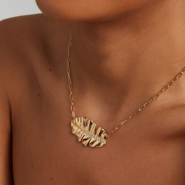 Colar Folha Cravejados Zircônias