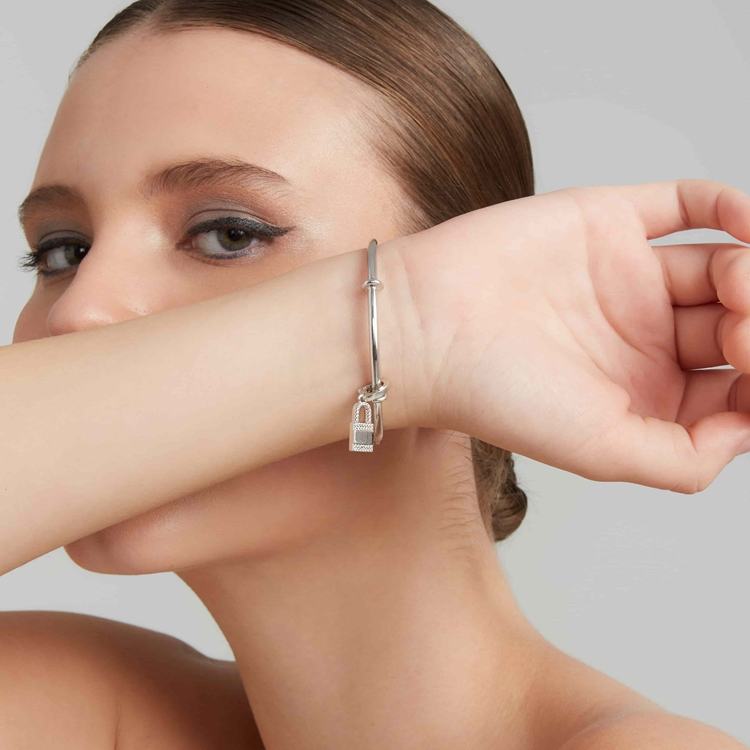 Pingente Cadeado Cravejado