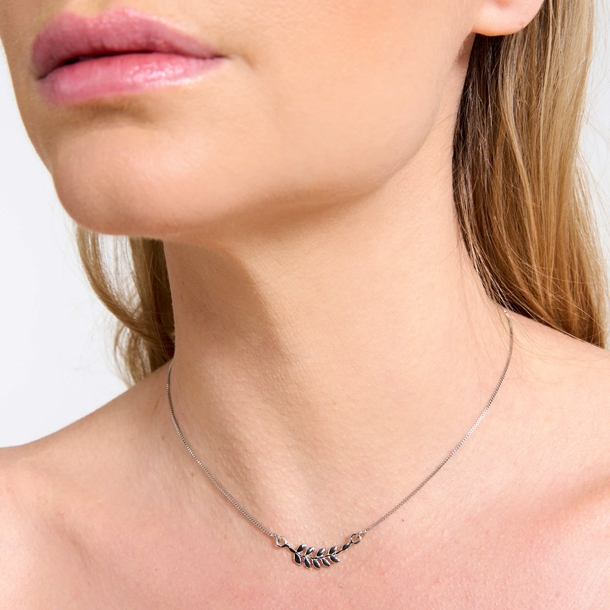 Colar Mini Folhas