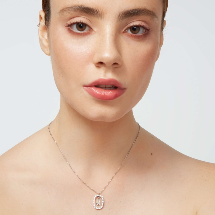 Colar Letras Zircônias Cravejadas Prateado