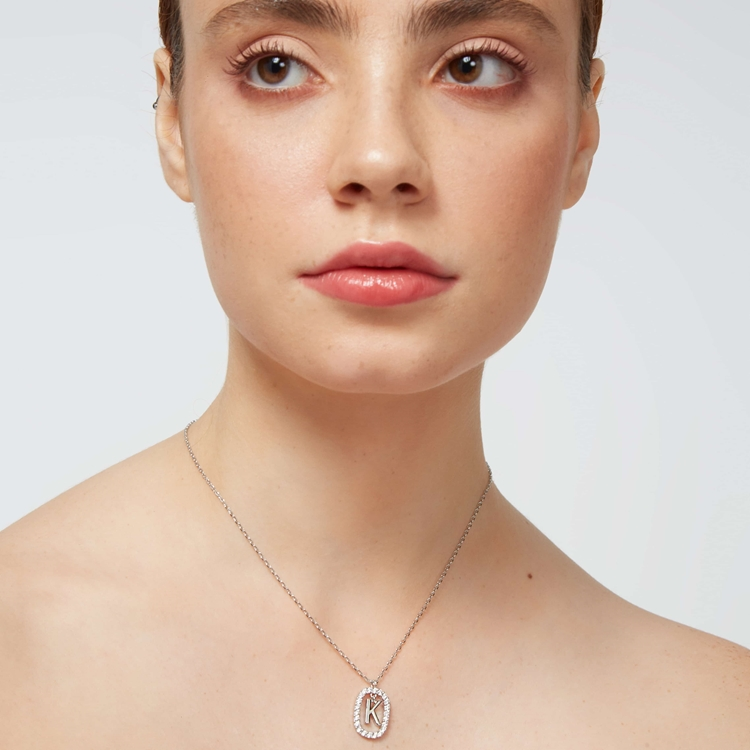 Colar Letras Zircônias Cravejadas Prateado