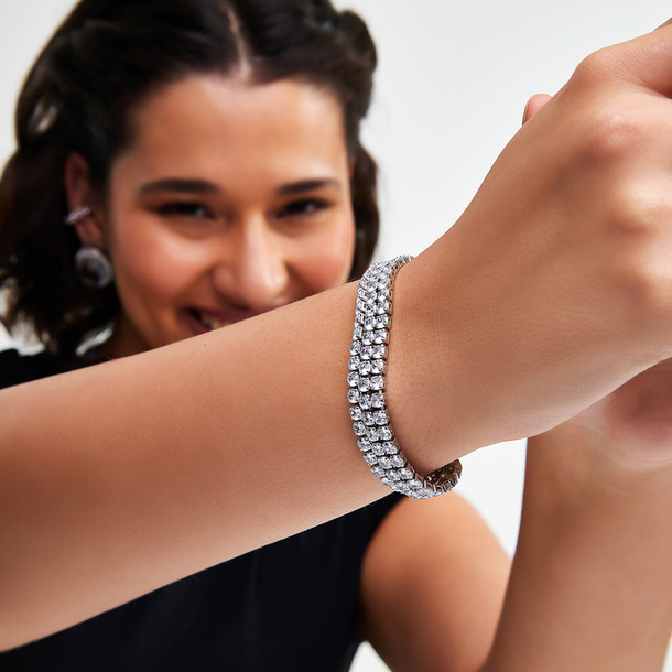 Pulseira Zircônias Cravejadas Banhado a Ródio  Branco