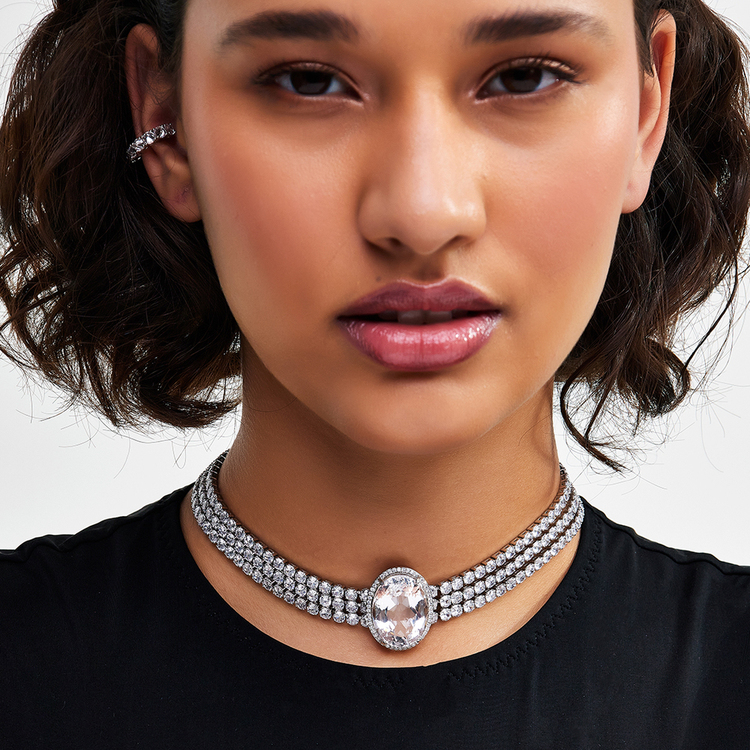 Colar Choker Zircônias Cravejadas Banhado a Ródio  Branco