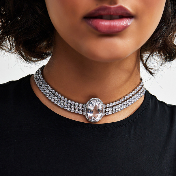 Colar Choker Zircônias Cravejadas Banhado a Ródio  Branco