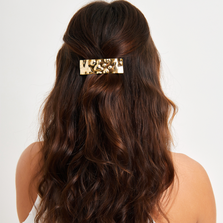 Presilha de Cabelo Martelado Banho de ouro 18k