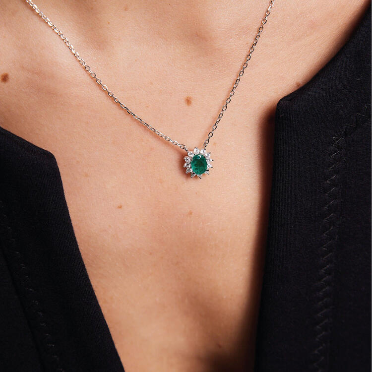 COLAR GARRAS PRATA 925 ESMERALDA