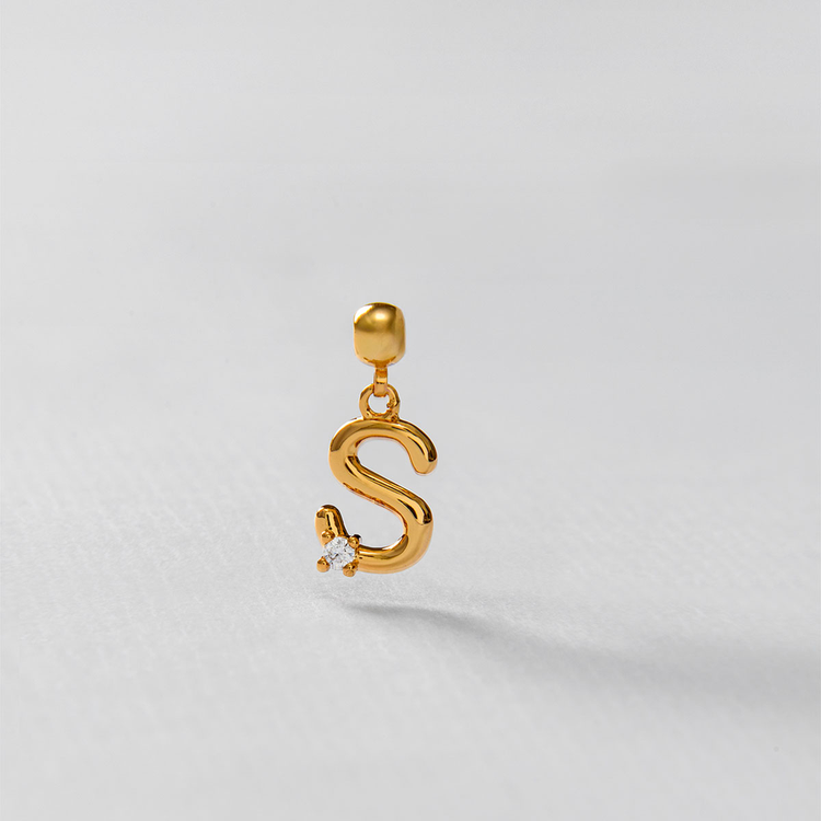 PINGENTE LETRA S ZIRCONIA