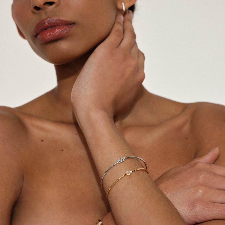 BRACELETE LETRA M PRATA 925