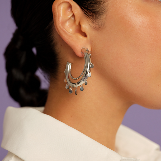 BRINCO ARGOLA TACHINHAS ESPECIAL 5 ANOS