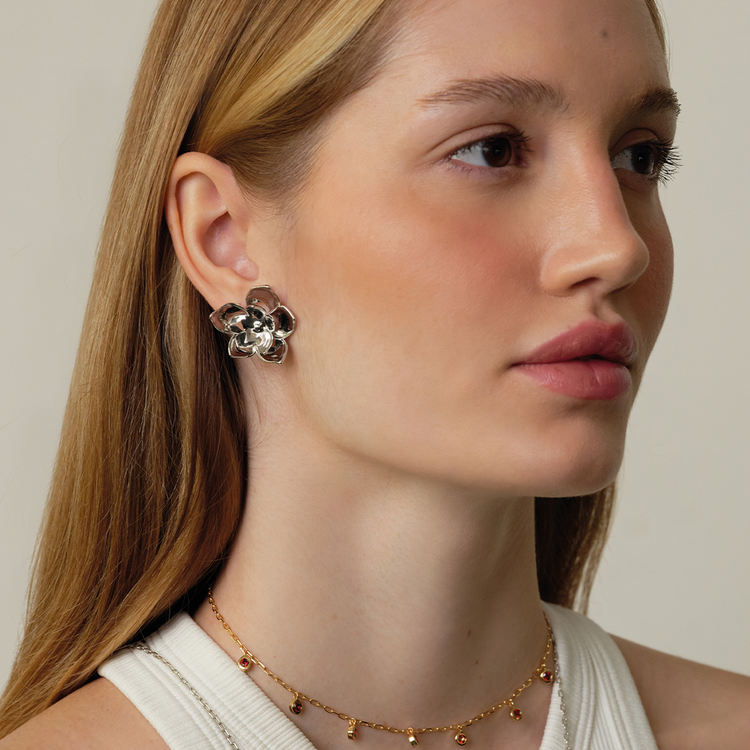 BRINCO TERRA MINI FLOR COLLAB FABI JUSTUS