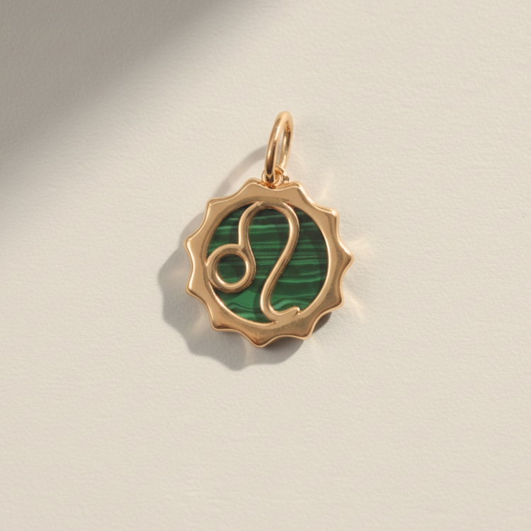 PINGENTE ASTROS MALAQUITA SIGNO LEÃO