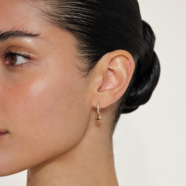 BRINCO ASTROS ARGOLA SOL PRATA 925