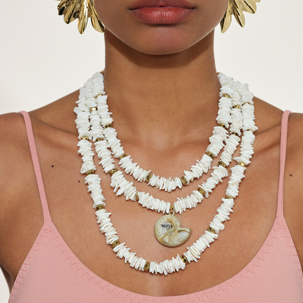 COLAR SUNSHINE HOWLITA CASCALHO