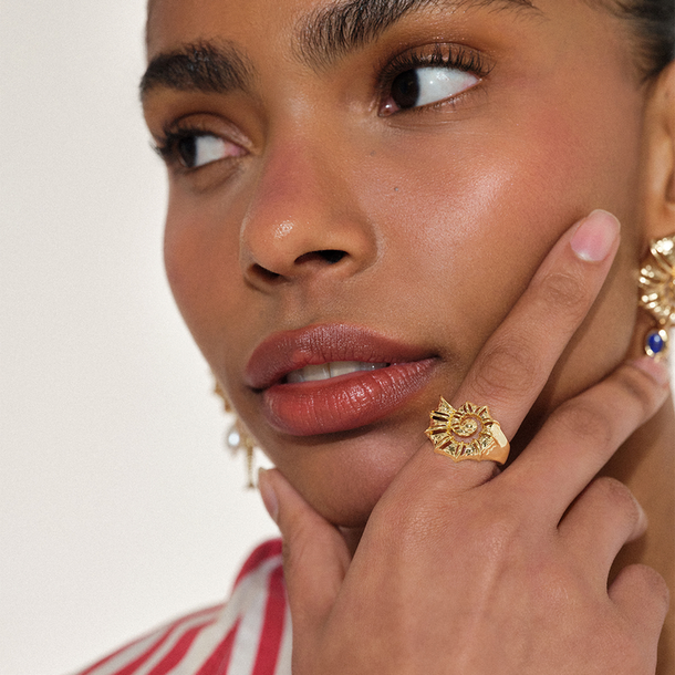 ANEL CONCHA COLLAB LELE BURNIER