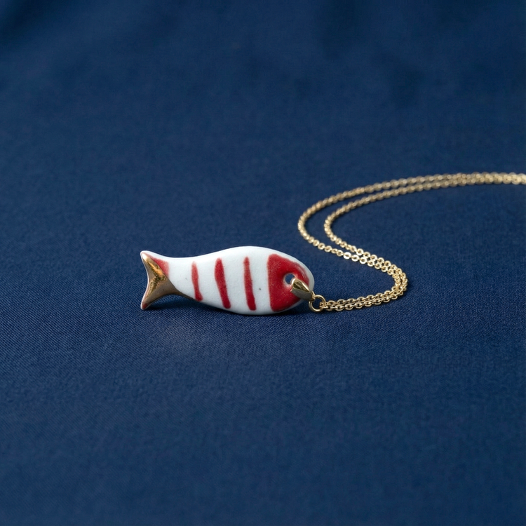 COLAR CERAMICS PEIXE VERMELHO