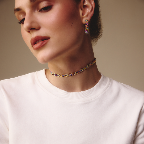 COLAR CORRENTE ENTRELAÇOS