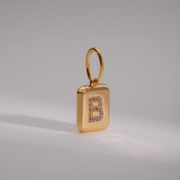 PINGENTE CHARM BAR LETRA B