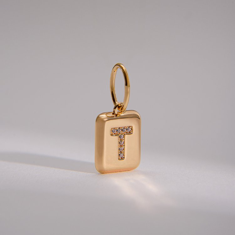 PINGENTE CHARM BAR LETRA T