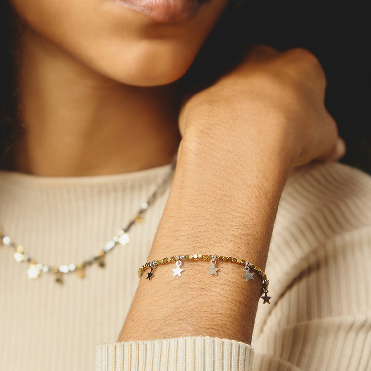 PULSEIRA HEMATITA ESTRELAS