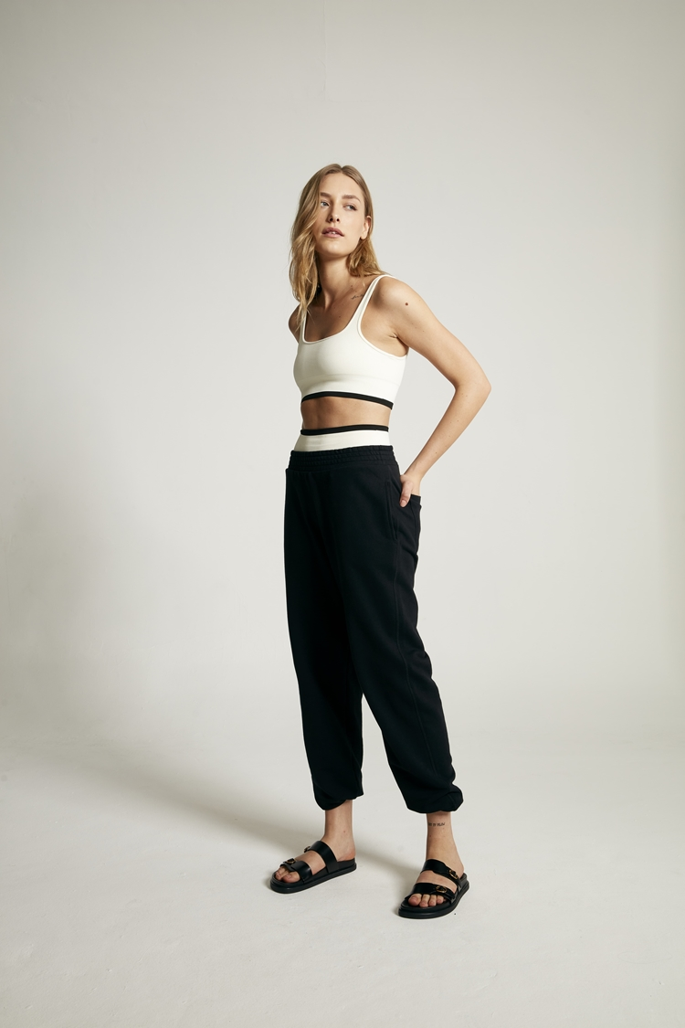 Open Era — CALÇA MOLETOM PUNHO BOLSO