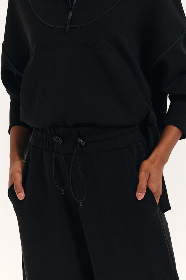 Open Era — CALÇA SCUBA