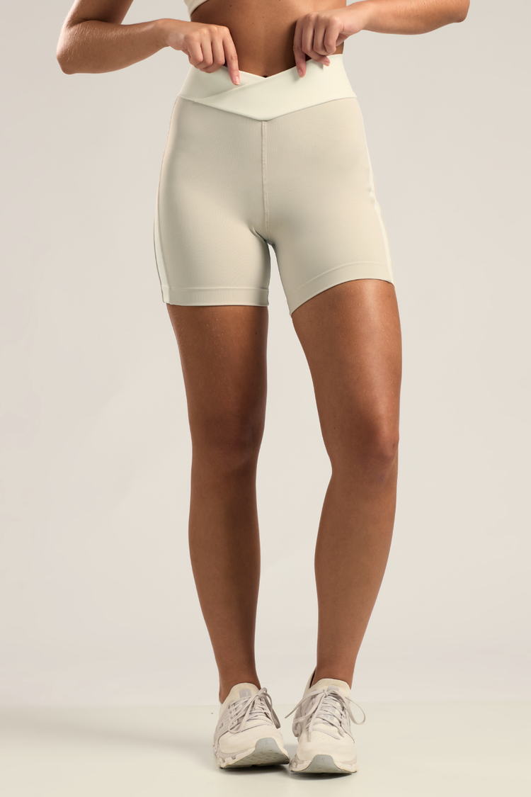 Open Era — BERMUDA COM BOLSO PULSE BY MICA