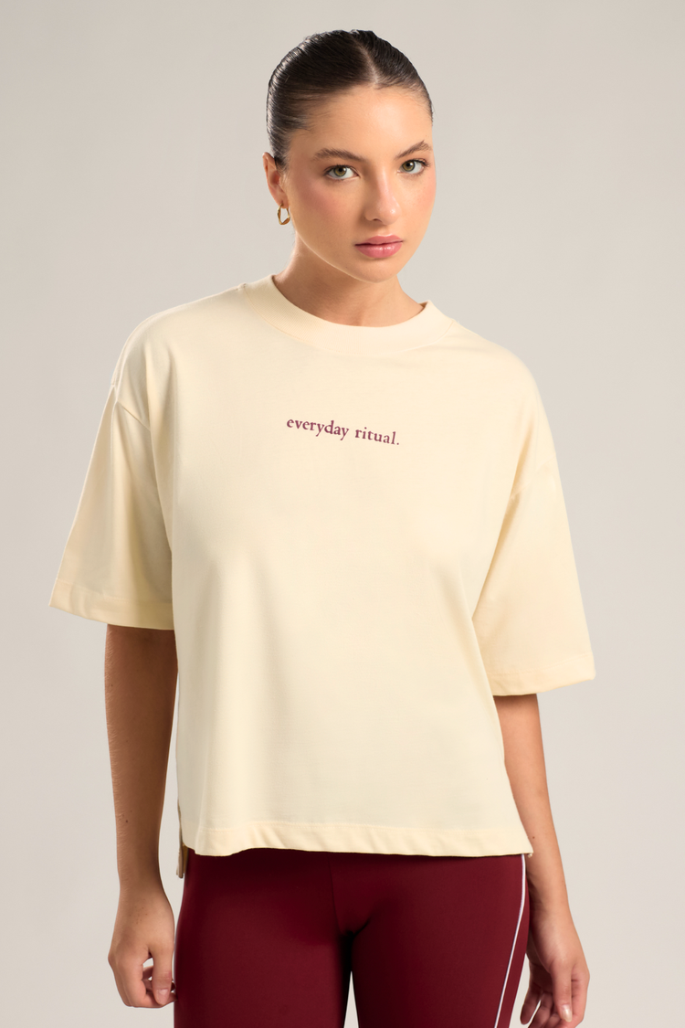 Open Era — CAMISETA OVERSIZED LATTE BY MICA